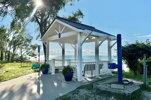 501 El Portal Dr, Michiana Shores, IN 46360 - Photo 6