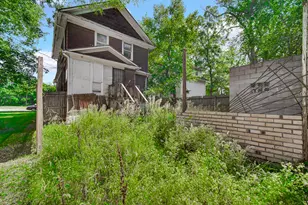 846 Stevenson St, Gary, IN 46406 - Photo 26