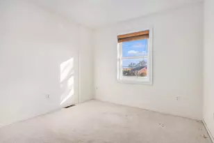 229 W 550 N, Valparaiso, IN 46385 - Photo 6