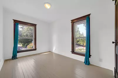 604 Weller Avenue, La Porte, IN 46350 - Photo 16