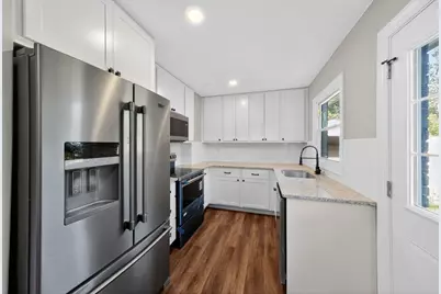 2816 W 38th Place, Hobart, IN 46342 - Photo 4