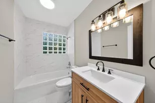 2816 W 38th Pl, Hobart, IN 46342 - Photo 20