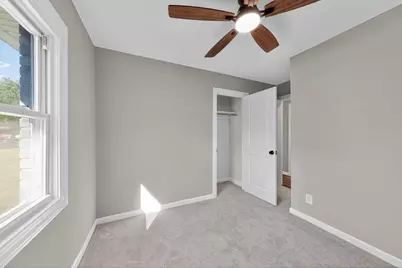 2816 W 38th Place, Hobart, IN 46342 - Photo 14