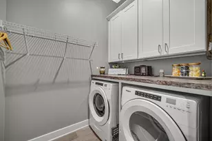 208 Campbell St, Valparaiso, IN 46385 - Photo 18