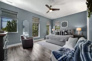 208 Campbell St, Valparaiso, IN 46385 - Photo 10