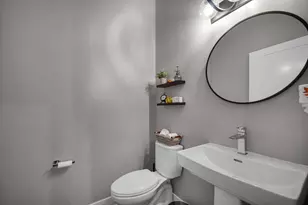 208 Campbell St, Valparaiso, IN 46385 - Photo 20