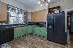 103 E Washington St, Kentland, IN 47951 - Photo 10