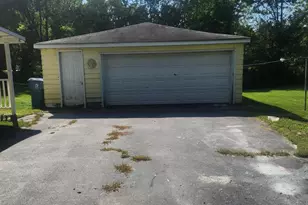 14205 Jay St, Dyer, IN 46311 - Photo 2