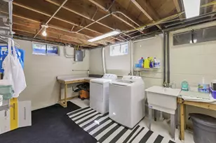 401 S 15th St, Chesterton, IN 46304 - Photo 16