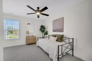 2215 Easton Park Dr, Chesterton, IN 46304 - Photo 16