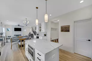 306 Holst Ln, Valparaiso, IN 46385 - Photo 8