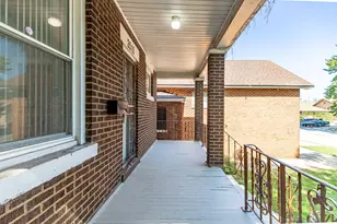 2510 White Oak Ave, Whiting, IN 46394 - Photo 4