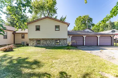 207 N Washington Street, Wanatah, IN 46390 - Photo 4