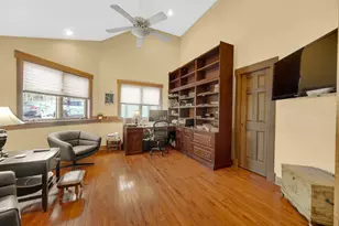 54 Braemar Dr, Valparaiso, IN 46385 - Photo 18