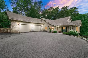 54 Braemar Dr, Valparaiso, IN 46385 - Photo 42