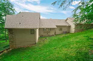 54 Braemar Dr, Valparaiso, IN 46385 - Photo 36