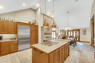 54 Braemar Dr, Valparaiso, IN 46385 - Photo 10