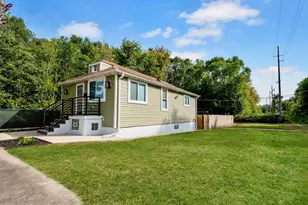 1297 W 17th Ave, Gary, IN 46407 - Photo 2