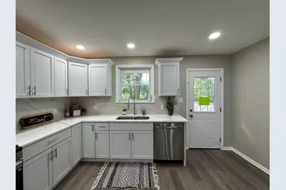 2274 Hendricks Street, Gary, IN 46404 - Photo 8