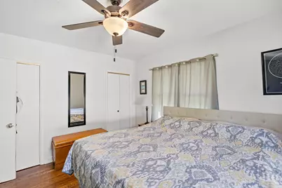 205 Lawrence Street, La Porte, IN 46350 - Photo 2