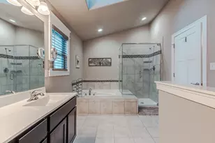 4010 Crown Dr, Valparaiso, IN 46383 - Photo 22