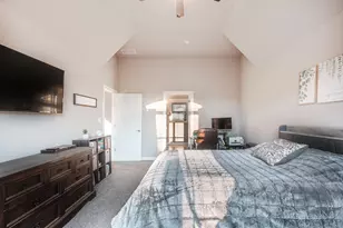 4010 Crown Dr, Valparaiso, IN 46383 - Photo 20