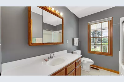 5605 N Campbell Street, Valparaiso, IN 46385 - Photo 18