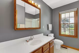 5605 N Campbell St, Valparaiso, IN 46385 - Photo 18