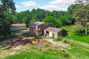 5605 N Campbell St, Valparaiso, IN 46385 - Photo 4