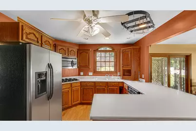 5605 N Campbell Street, Valparaiso, IN 46385 - Photo 14