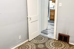 3803 Parrish Ave, East Chicago, IN 46312 - Photo 12