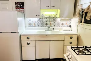 3803 Parrish Ave, East Chicago, IN 46312 - Photo 14