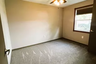 821 E Merritt St, Rensselaer, IN 47978 - Photo 16