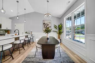 7468 Wilson Pl, Merrillville, IN 46410 - Photo 4