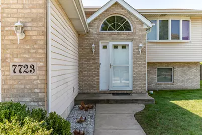 7723 Eider Avenue, Hobart, IN 46342 - Photo 6