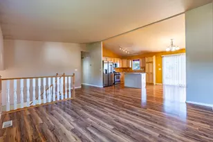 7723 Eider Ave, Hobart, IN 46342 - Photo 10