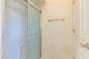 7723 Eider Ave, Hobart, IN 46342 - Photo 18