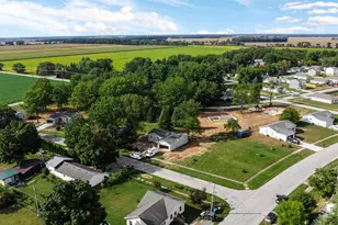 303 Malvern Rd, Kingsford Heights, IN 46346 - Photo 4