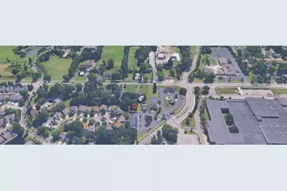 556 Vale Park Road, Valparaiso, IN 46385 - Photo 2