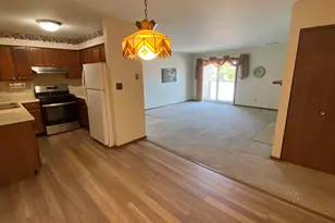 9621 Merrillville Rd, Crown Point, IN 46307 - Photo 4