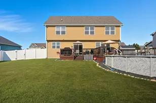 3353 Field Hawk Dr, Valparaiso, IN 46383 - Photo 30