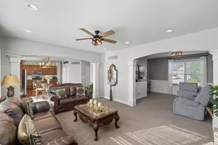 3353 Field Hawk Dr, Valparaiso, IN 46383 - Photo 10