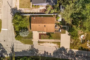 802 Washington Park Blvd, Michigan City, IN 46360 - Photo 8