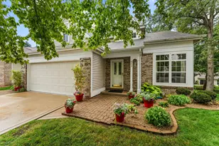 553 Lantern Walk, Valparaiso, IN 46385 - Photo 2