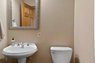 281 Larwick Cir, Valparaiso, IN 46385 - Photo 26