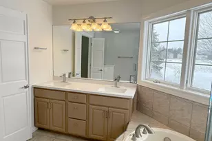 281 Larwick Cir, Valparaiso, IN 46385 - Photo 24