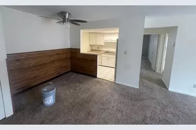 1101 Jefferson Avenue #6, Chesterton, IN 46304 - Photo 4