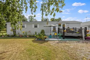 15811 County Rd West 200 N, Medaryville, IN 47957 - Photo 4