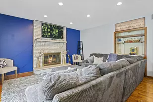 9807 Ivy Ln, Munster, IN 46321 - Photo 14