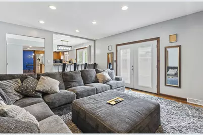 9807 Ivy Lane, Munster, IN 46321 - Photo 16